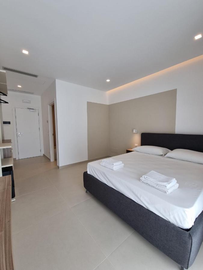 Marea Retreat Rooms Marina di Camerota Exterior photo