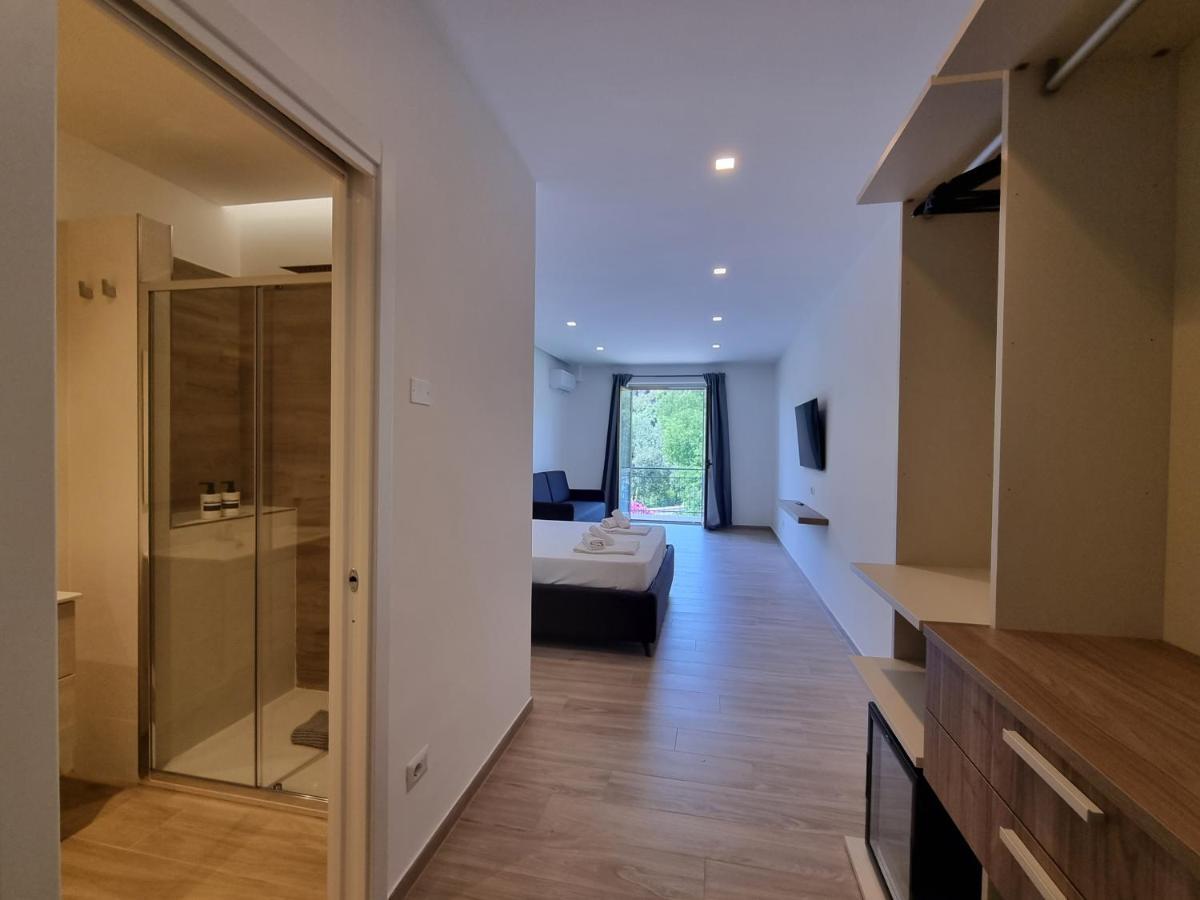 Marea Retreat Rooms Marina di Camerota Exterior photo
