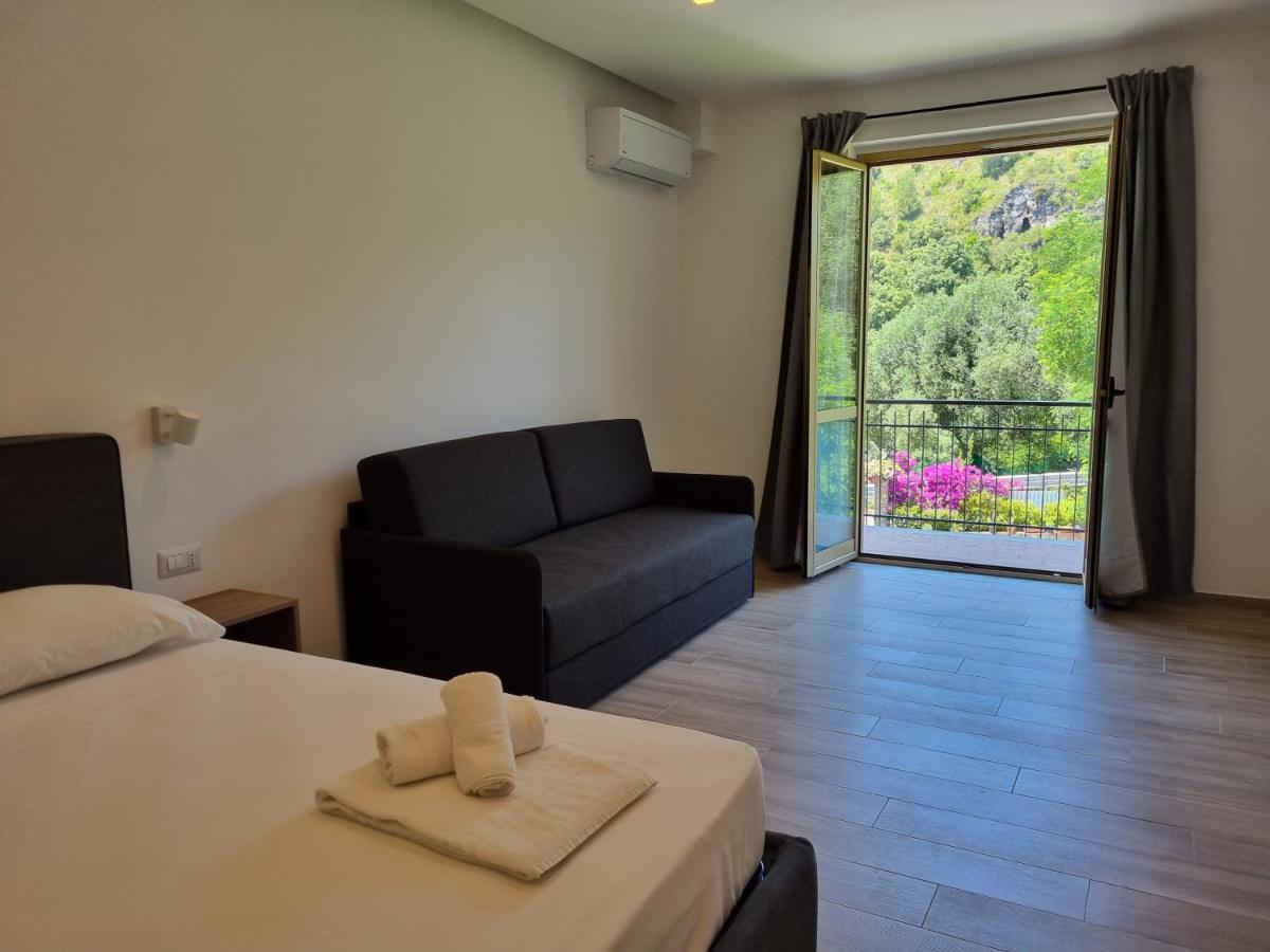 Marea Retreat Rooms Marina di Camerota Exterior photo